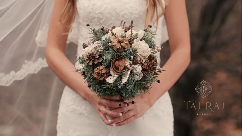 Dried Flower Bridal Bouquet: A Timeless Wedding Trend for Canadian Brides