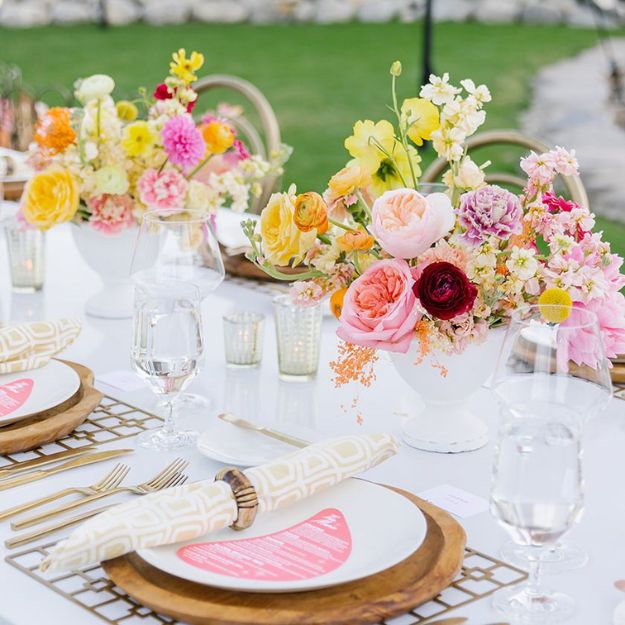 Floral Centerpieces for Toronto Weddings | Elegant Table Decoration Ideas